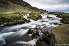 Wasserfall am Wegesrand
