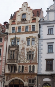 ein Haus am Stadtplatz