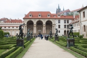 Valdstejnský palác